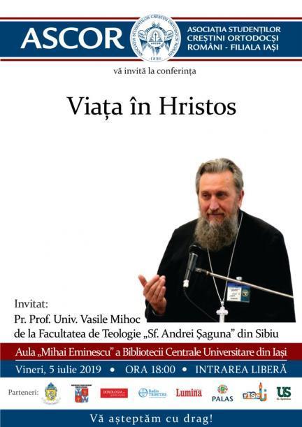 Părintele Vasile Mihoc le vorbește studenților la Iași